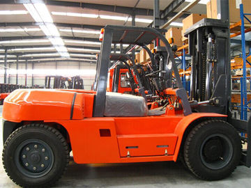 Chariot élévateur résistant à moteur diesel, capacité de charge chariot élévateur de 6 tonnes taille d'ascenseur de 3m - de 6m fournisseur