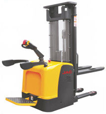 Chine CDDR15 type électrique d&#039;équitation de camion d&#039;empileur de 1,5 tonnes taille d&#039;ascenseur de 2.5m - de 5.6m exportateur